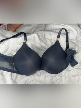 Victoria’s Secret Bra Size 36DD